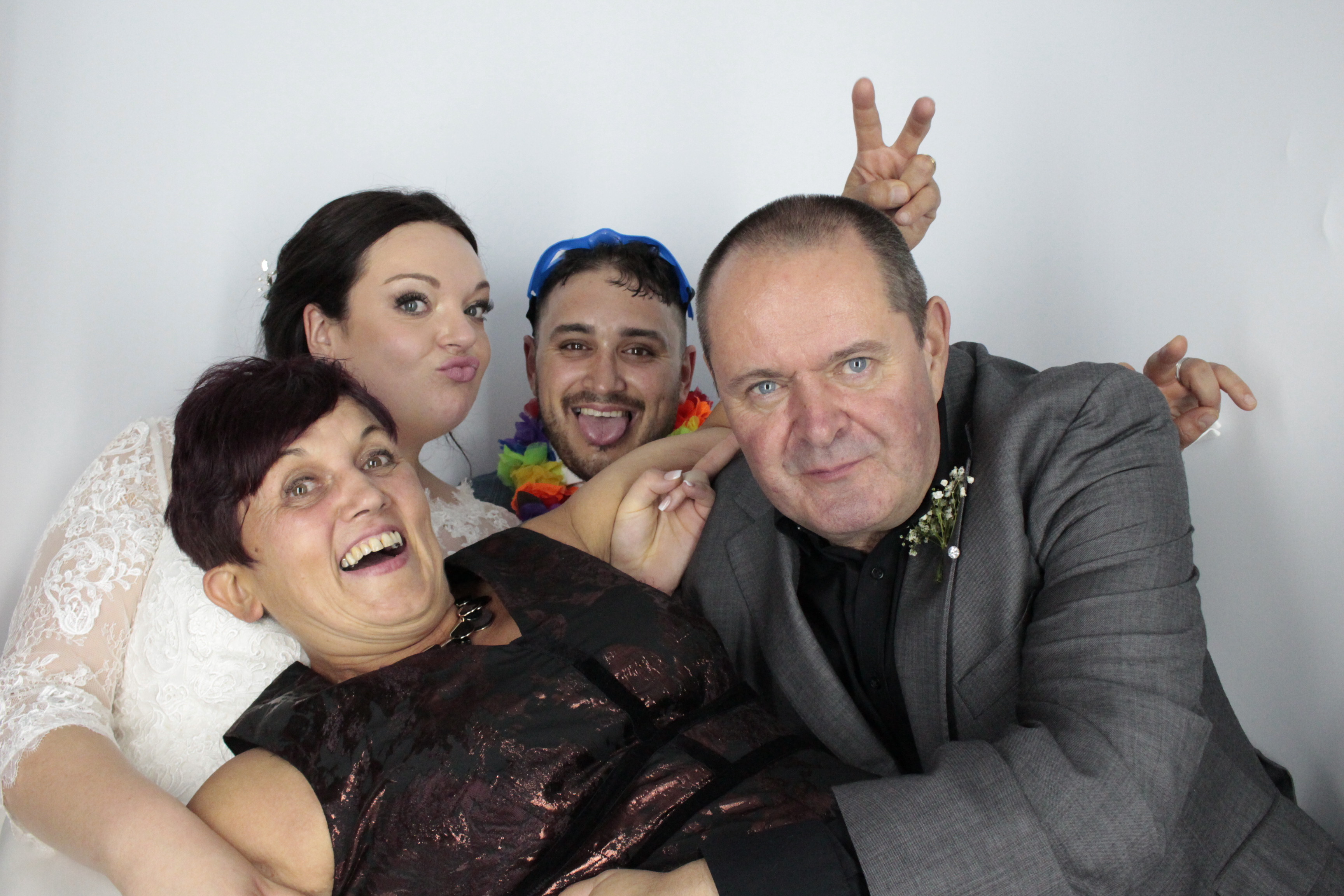 Emma & Karl's Wedding | View more photos from the event at gallery.myphotoboothexperience.co.uk/u/MyPhotoBoothExperienceLtd/Emma-Karls-Wedding